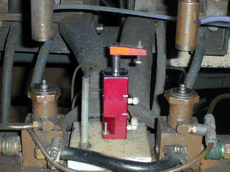 Swing Clamp Reduces Scrap Rate